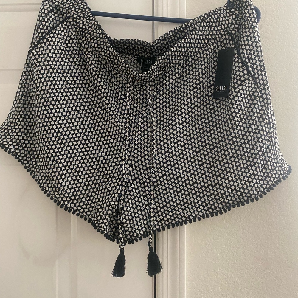 a.n.a High Waist Black and White Shorts